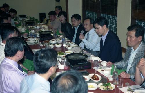 이해찬 국무총리 수행기자단 만찬 간담회 이미지