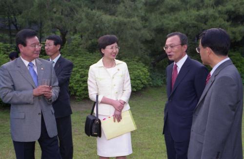 이해찬 국무총리 과학기술정보통신, 산업자원, 건설교통위 분야별 당정간담회 이미지