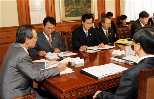 이해찬 국무총리 규제개혁 관계장관회의 이미지