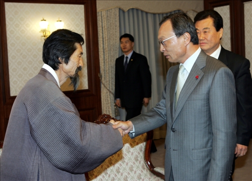 이해찬 국무총리 민주노동당 의원 면담 이미지