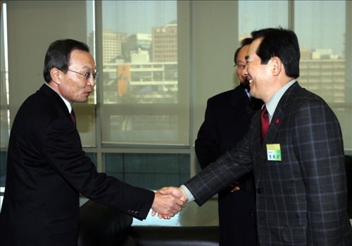 이해찬 국무총리 참여정부 3년 성과와 향후 국정운영에 대한 당.정.청 워크샵 이미지