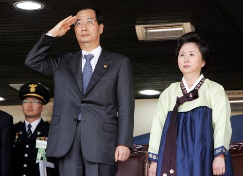 한덕수 국무총리직무대행 경찰대학 제22기 졸업 및 임용식 이미지