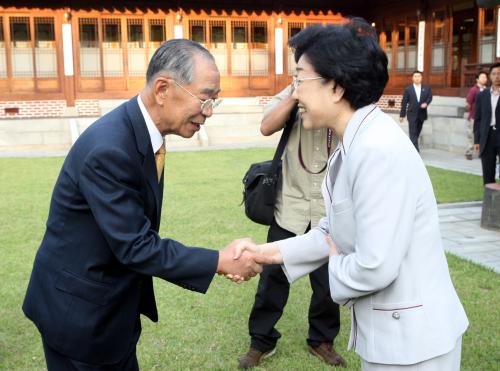 한명숙 국무총리 저출산.고령화 대책 연석회의 이미지