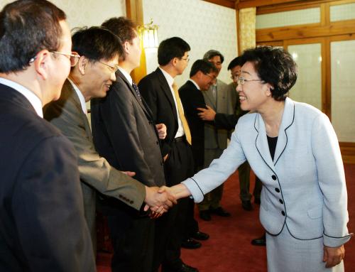 한명숙 국무총리 한.미 FTA관련 학계전문가 초청 간담회 이미지