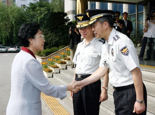 한명숙 국무총리 사행성 게임장, PC방 단속상황 점검 이미지