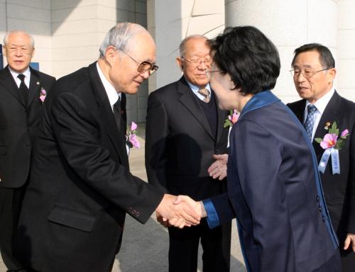 한명숙 국무총리 제67회 순국선열의 날 기념식 이미지