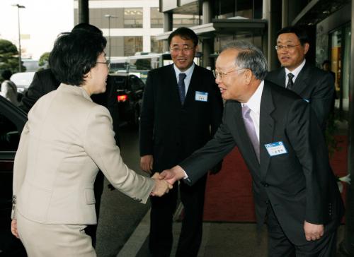 한명숙 국무총리 대한상의 전국 회장단 오찬간담회 이미지