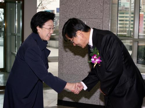 한명숙 국무총리 세계인권선언 제58주년 인권의 날 기념식 이미지