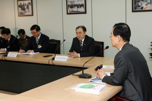 한덕수 국무총리 서울서부종합 고용지원센터 방문 이미지