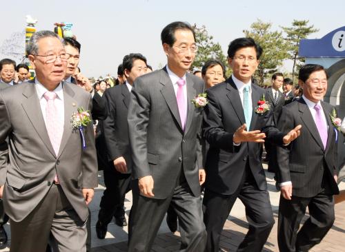 한덕수 국무총리 경기도 세계도자기비엔날레 개막식 이미지