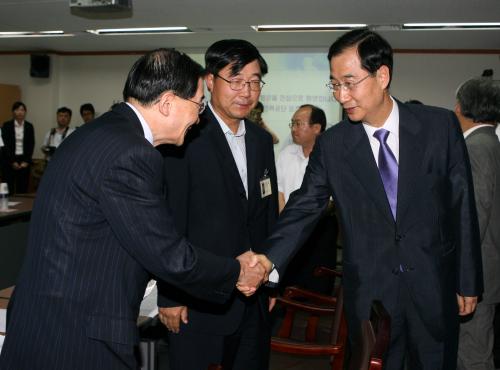 한덕수 국무총리 한국산업인력공단 방문 이미지