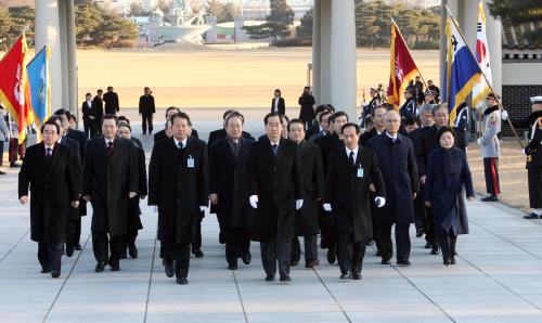 한덕수 국무총리 국립묘지 참배 이미지