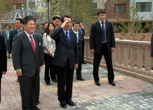 한승수 국무총리 동일하이빌 건설현장 방문 및 시찰 이미지