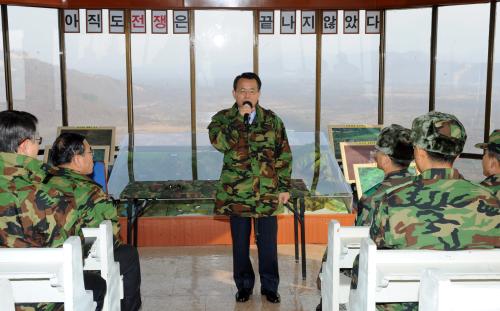 한승수 총리 연말 국군장병 위문 이미지