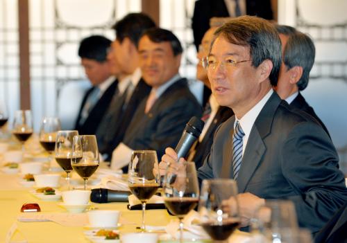 정운찬 국무총리 한국경제학회 회장단 오찬간담회 이미지