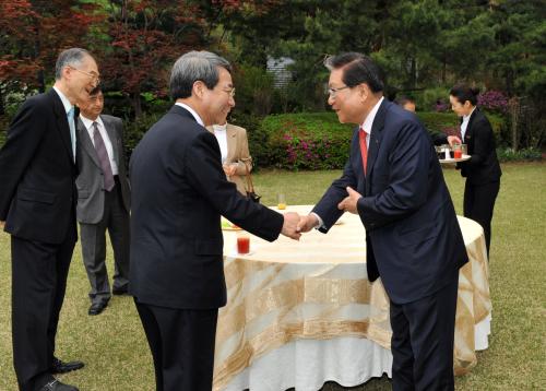 정운찬 총리 천주교 신도 대표 오찬간담회 이미지