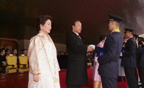 김영삼 대통령 제12기 경찰대학교 졸업ㆍ임용식 참석 이미지