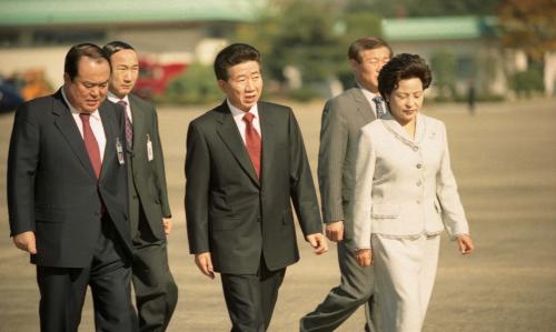 노무현 대통령 아시아태평양경제협력체(APEC) 출국 이미지