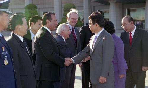 노무현 대통령 남미순방 및 아시아태평양경제협력체(APEC) 정상회의 참석차 출국 이미지