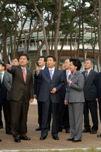 노무현 대통령 APEC 준비상황 점검 이미지