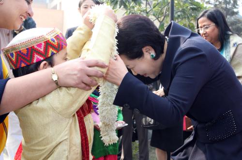 김윤옥여사 Sanskriti 학교 방문 이미지