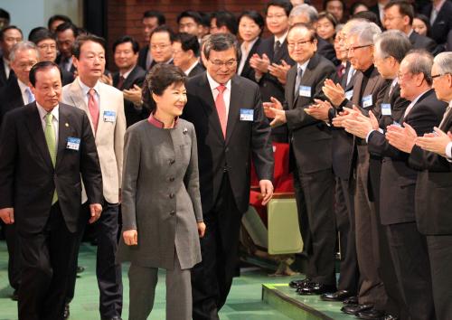 박근혜 대통령 과학기술.정보통신인 한마음대회 및 미래창조과학부 현판 제막식 이미지